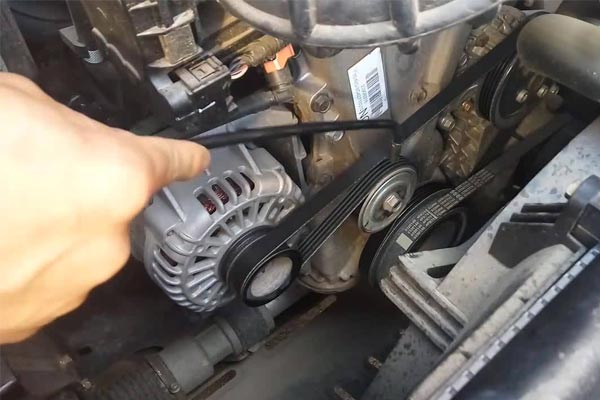 佛坪转速传感器的工作原理是什么？